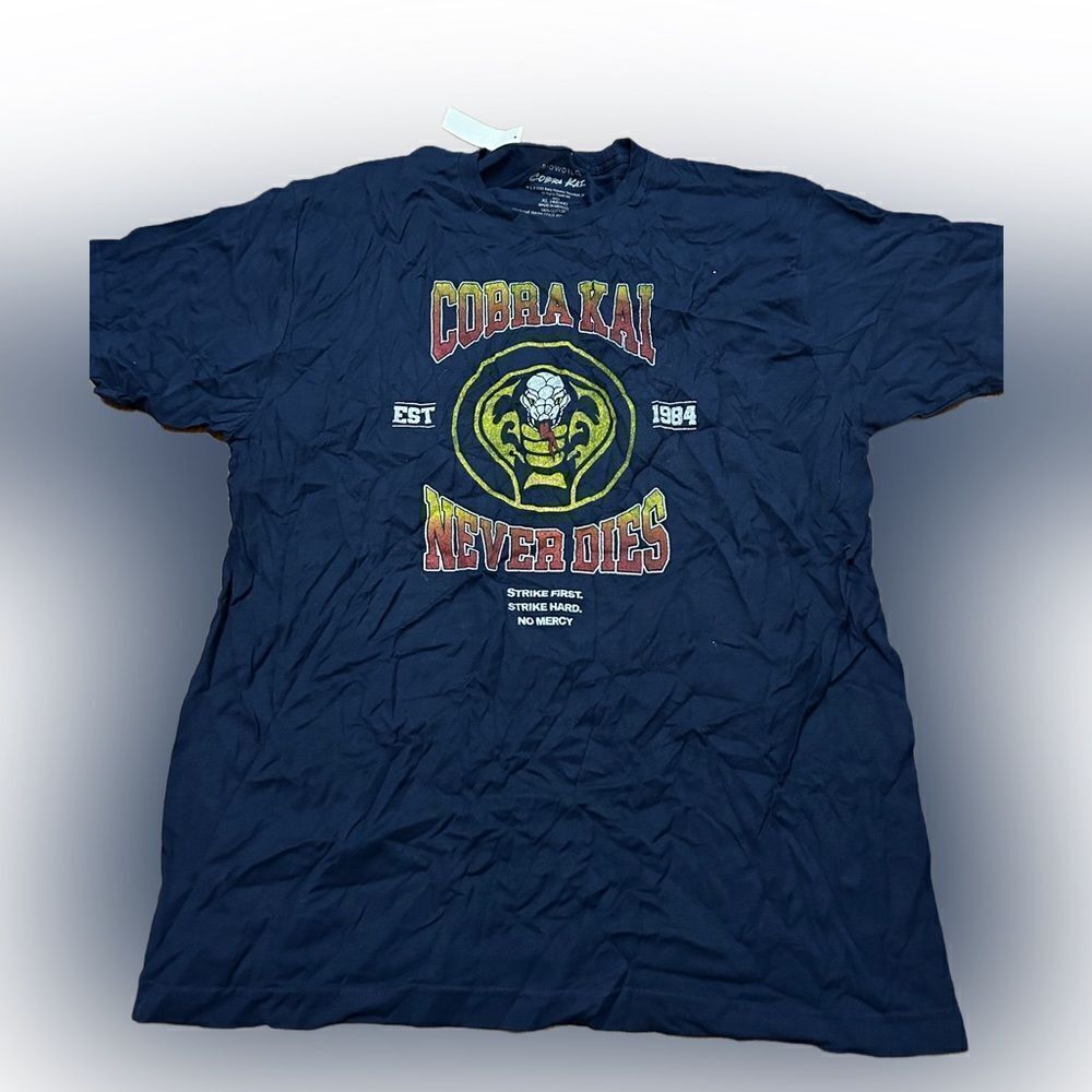 Cobra Kai Never Dies Tshirt NWT